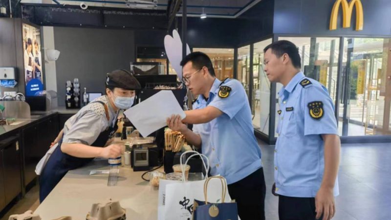 揭秘网红膨化食品代理加盟：费用构成与行业真相