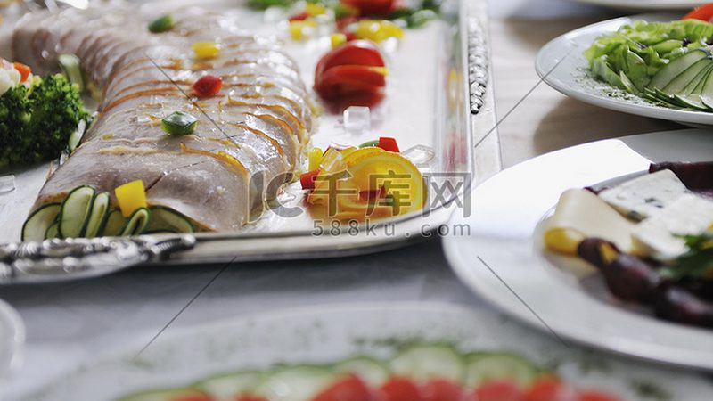 食品OEM代加工：揭秘其背后的优势与价值