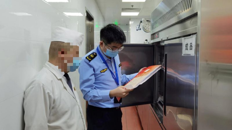 原材料成本是餐饮加盟店的主要成本之一。新手在采购原材料时，要关注以下要点：